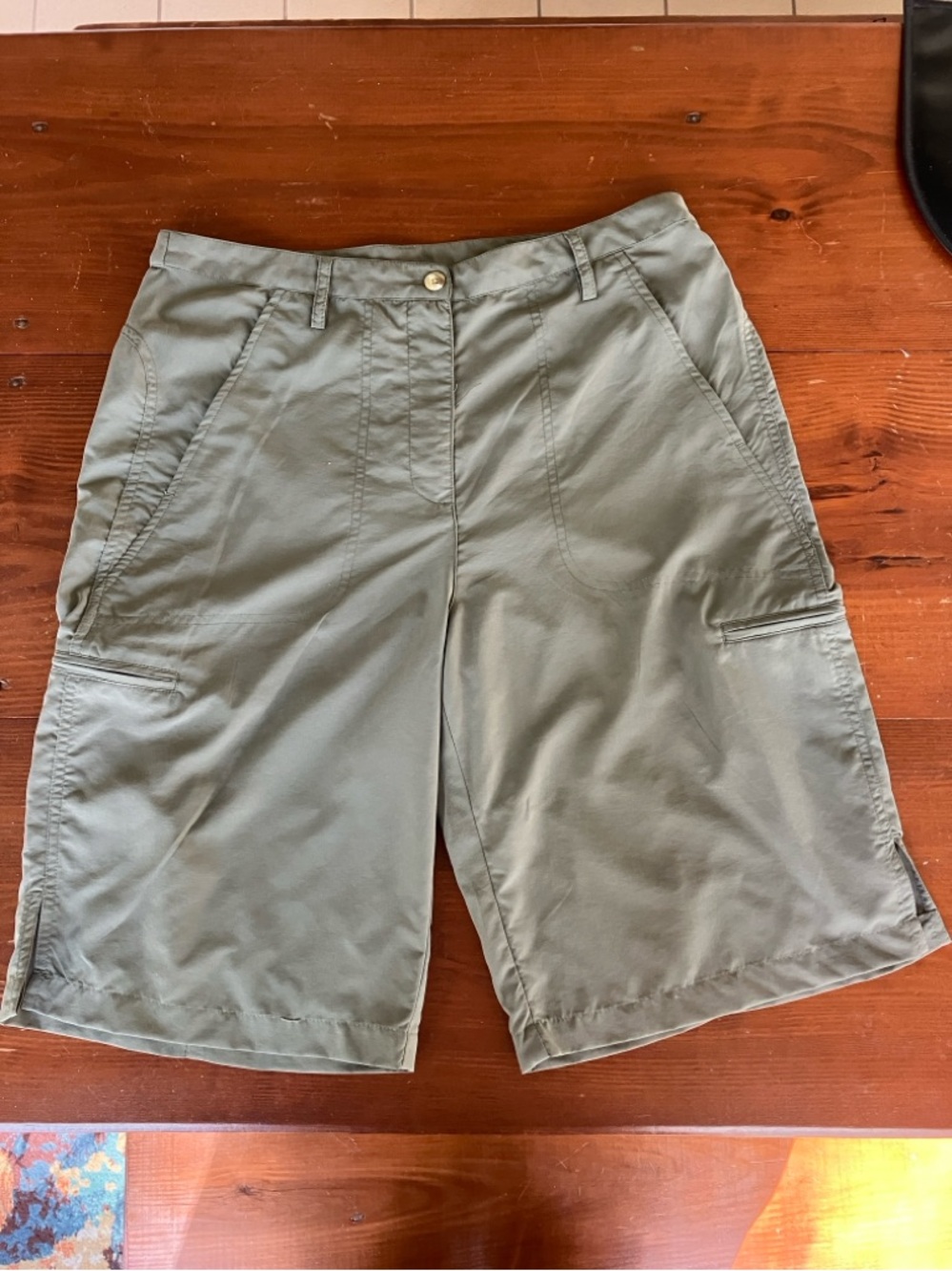 Magellan’s Travel Gear | Olive Cargo Hiking Shorts | Women’s 12  | Zip Pockets